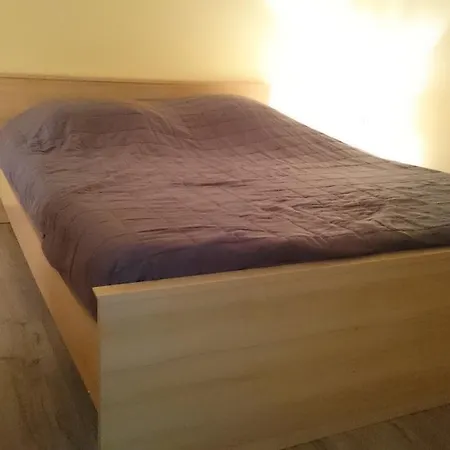 Le Miracle Bed & Breakfast Ledenon